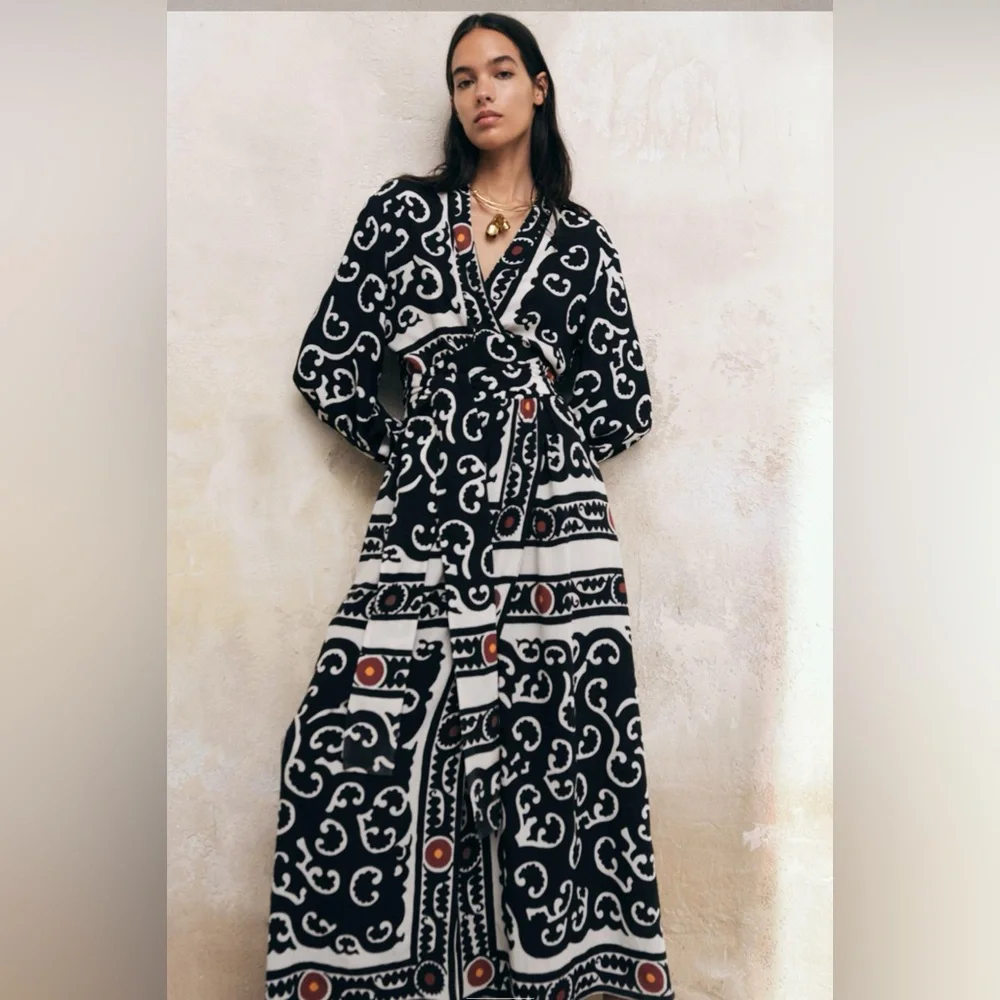 Zara Printed Wrap Dress SMALL NWT - Picture 2 of 7